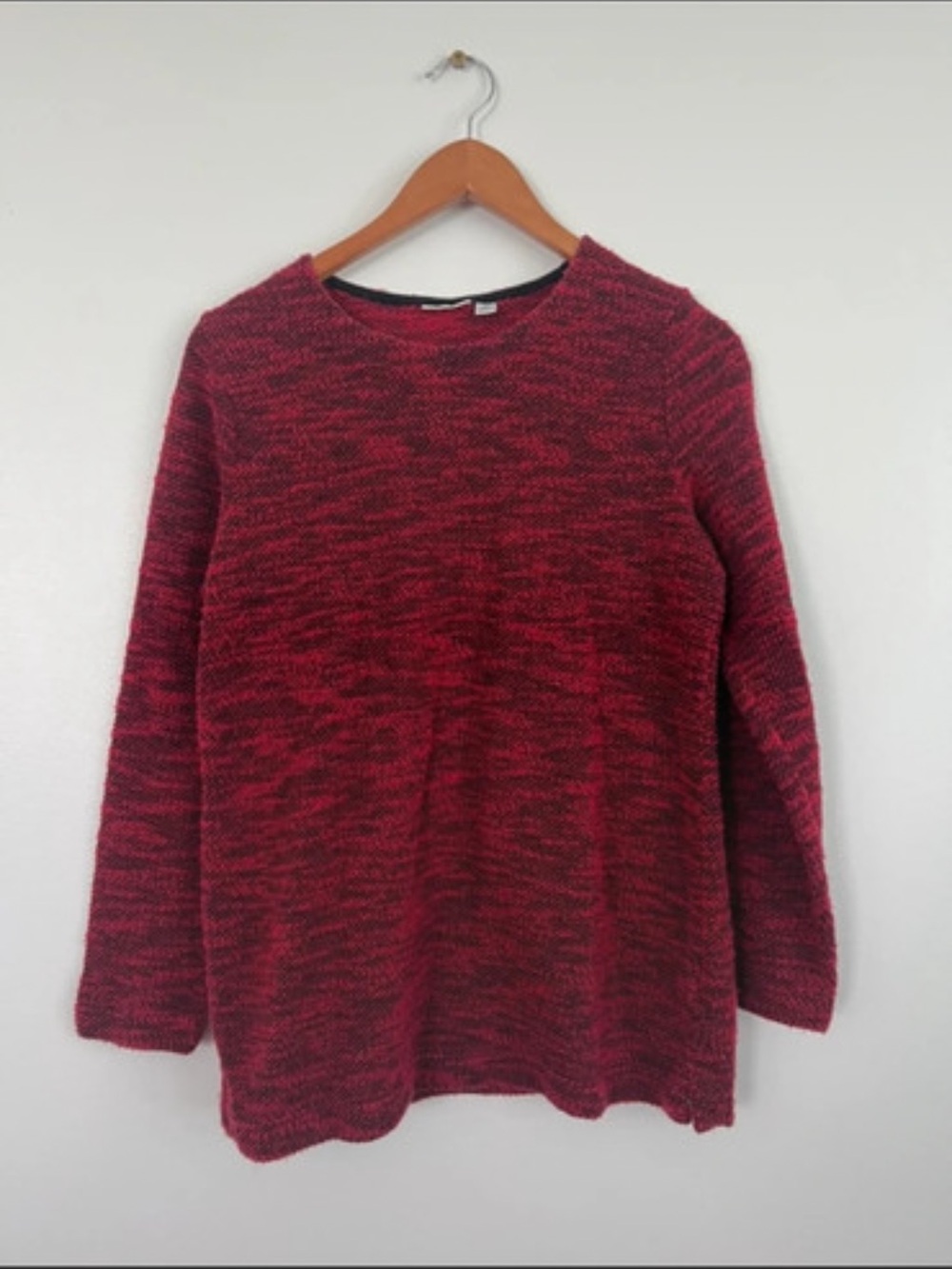 ✨3/$25✨ Croft & Barrow Red Black Sweater